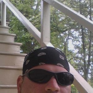 Meet your Posher, Jose